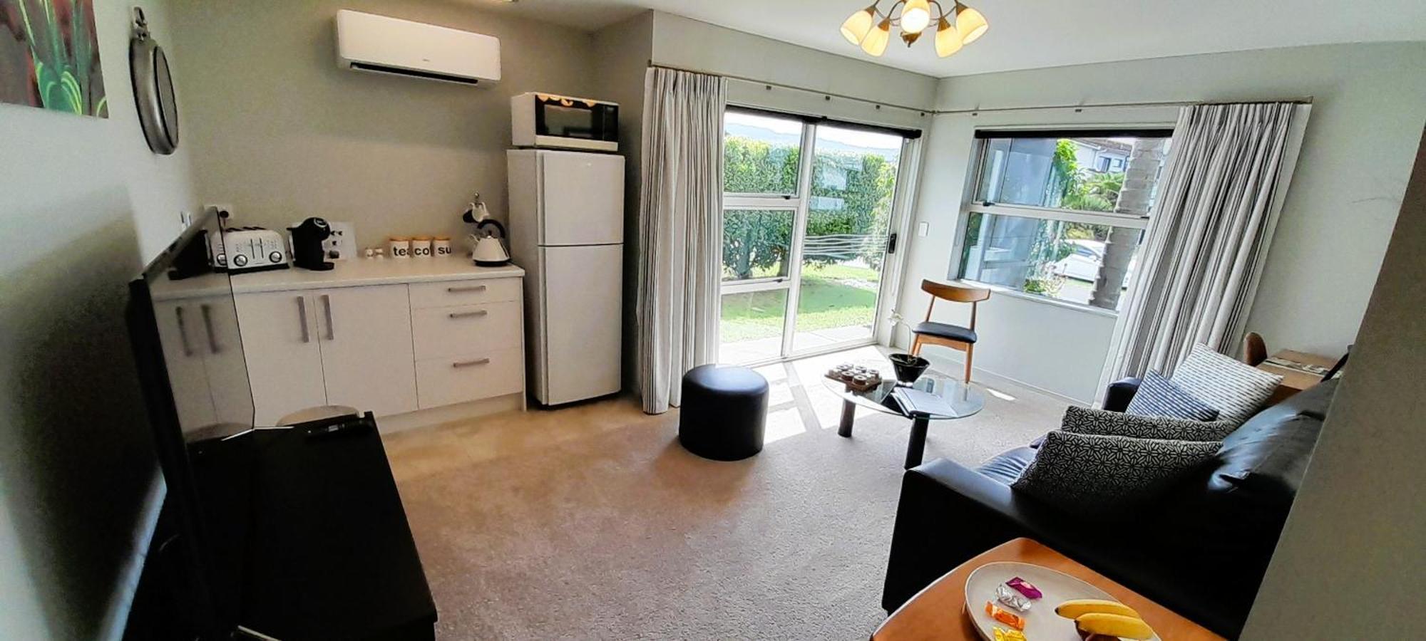 Aquila Haven Guest House วิเทียงกา ภายนอก รูปภาพ